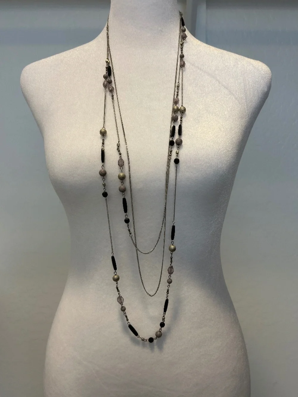 Layered Necklace - Picture 2 of 4